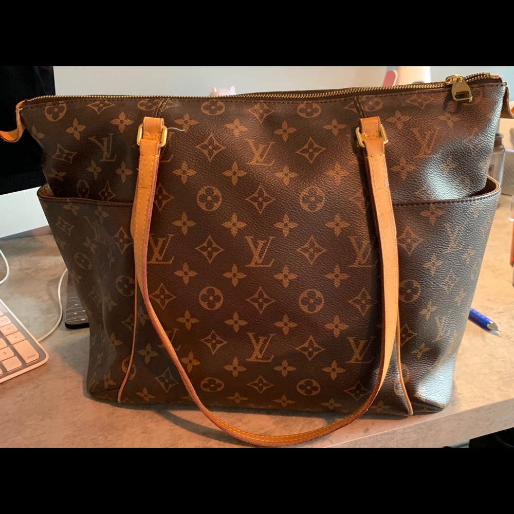 Louis Vuitton Totally PM Bag